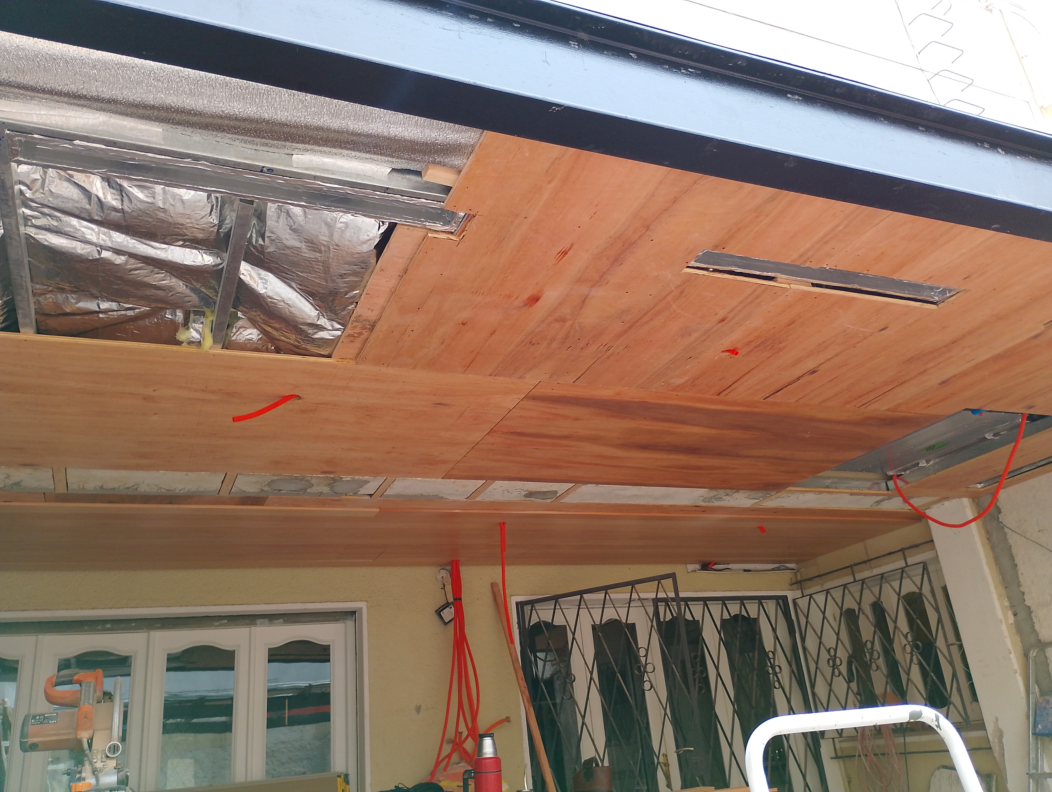 Cielorraso de madera - revestimiento interior a medida