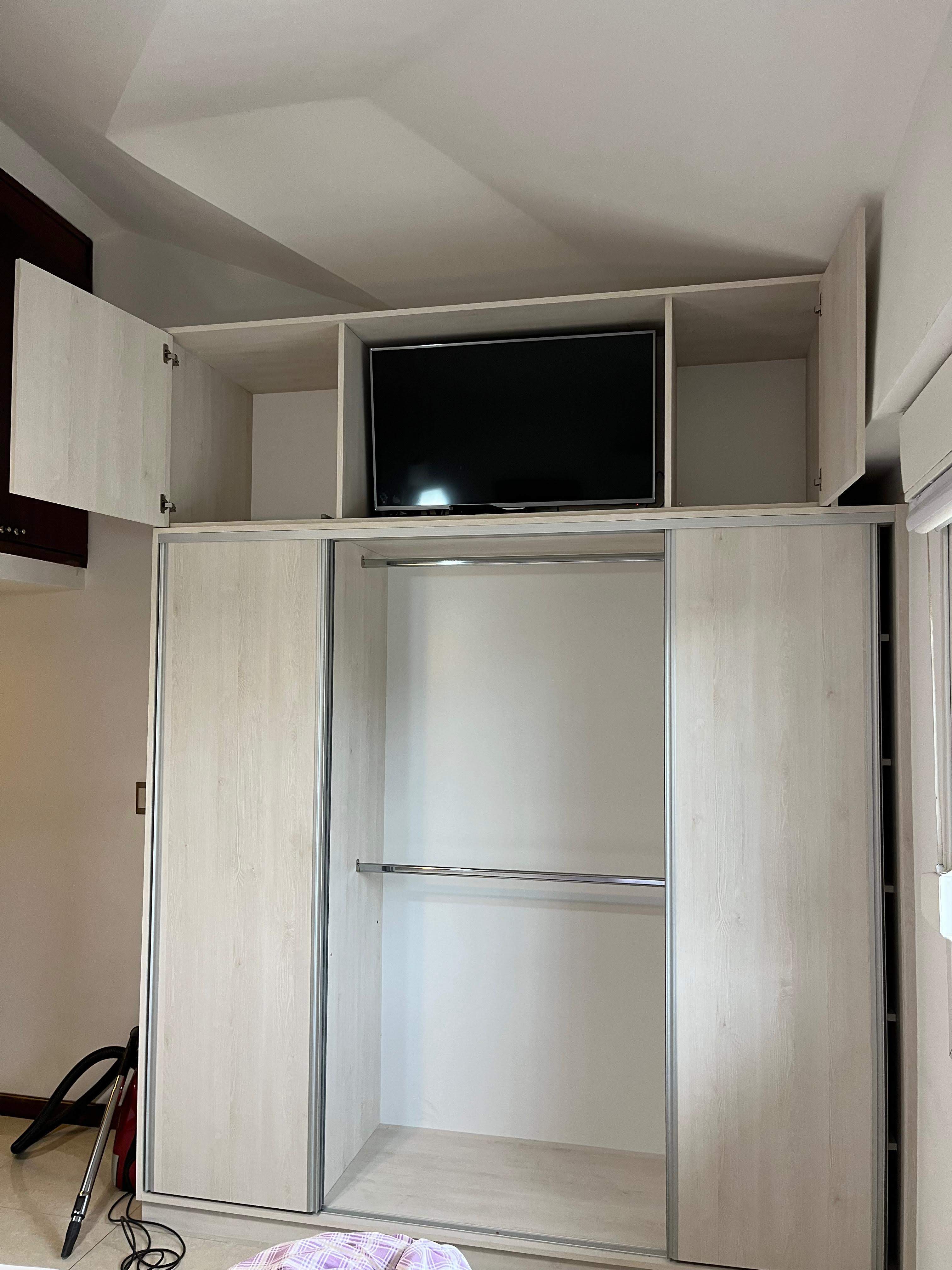 Mobiliario comercial detalle