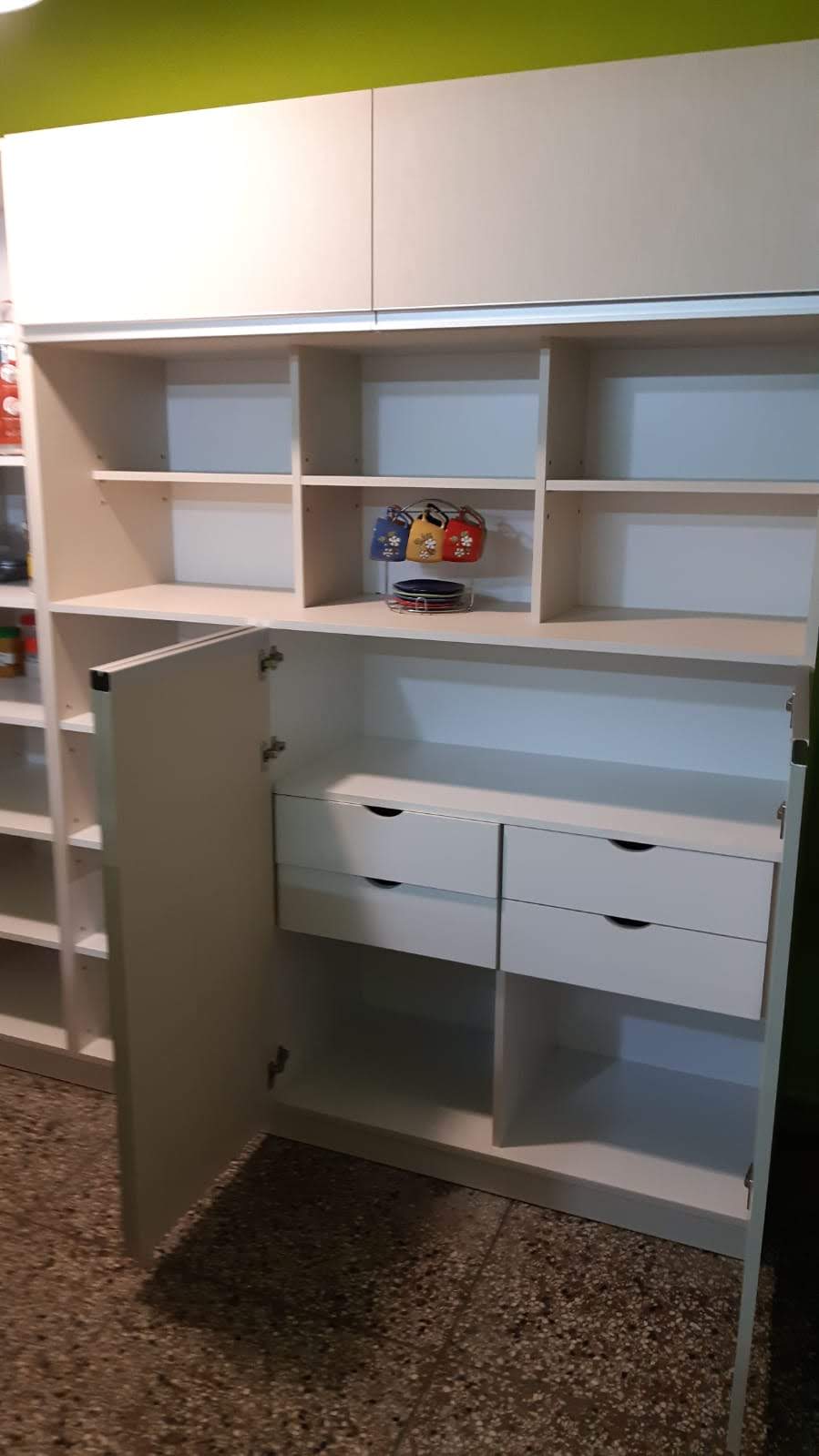 Puerta en proceso de fabricacion